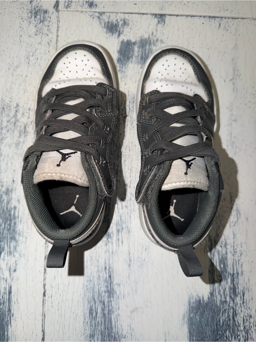 Jordan Kids' Gray and White Low-Top easy on Sneakers